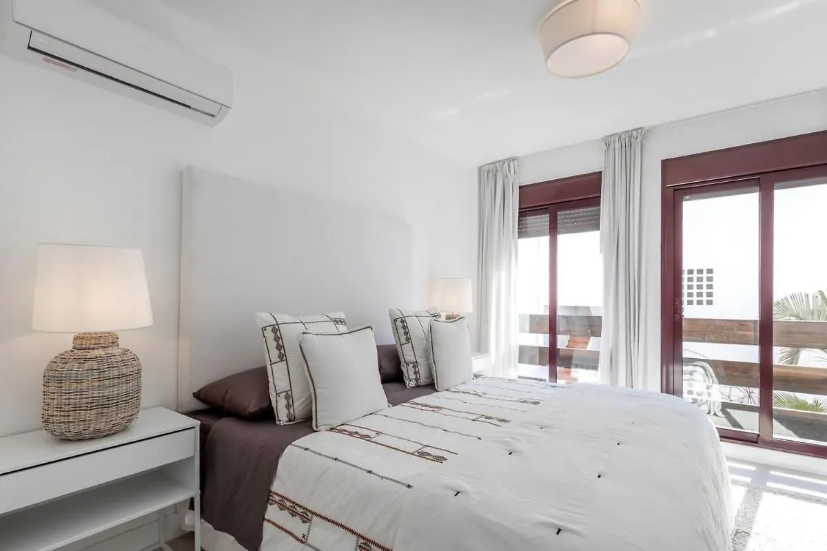 Maestranza Exclusive Townhouse Close To Puerto Banus With Bbq Pool Marbella Lägenhet