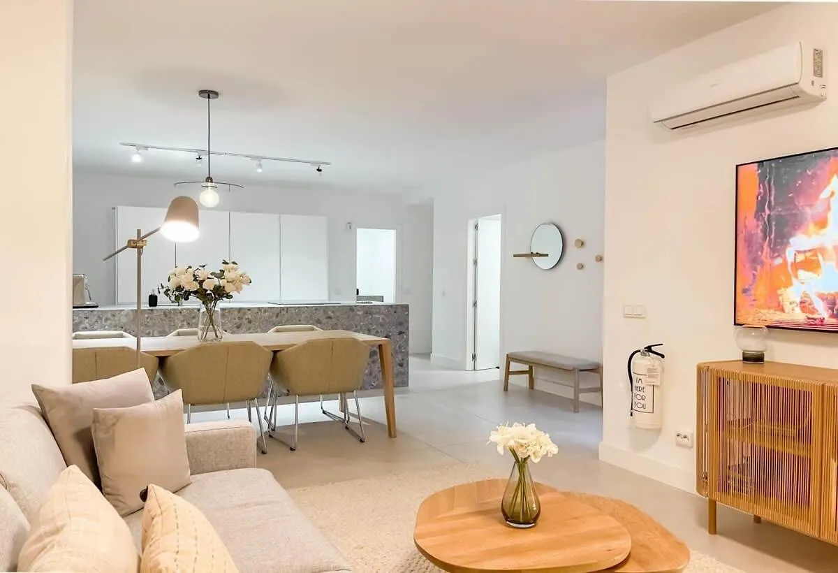 Maestranza Exclusive Townhouse Close To Puerto Banus With Bbq Pool Marbella Lägenhet